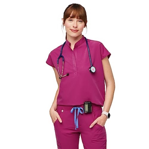 Scrub Set -Discontinued Raspberry Sorbet - Picture 2 of 5